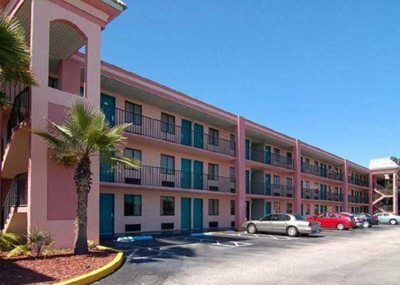 Hotel Quality Inn & Suites Kissimmee By The Lake Four Corners